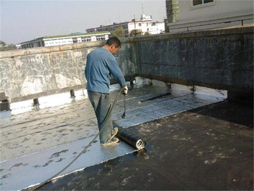 屋顶漏水怎么办，屋顶漏水防水材料有哪些？  