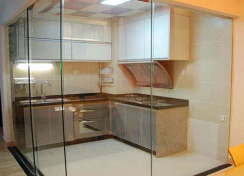 厨房玻璃隔断，使用时要注意哪些问题？  