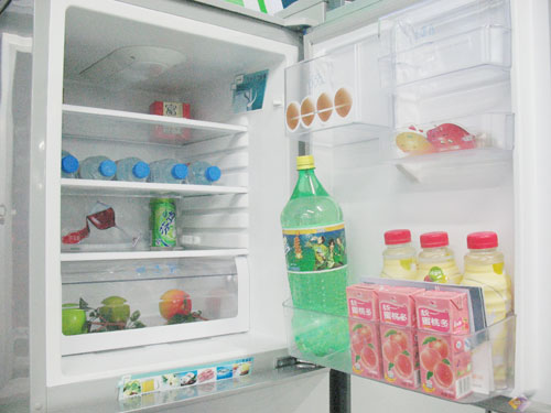 冰箱放哪四样物品可以省电？  